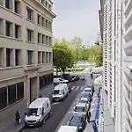 Quai D\'Orsay Apartment